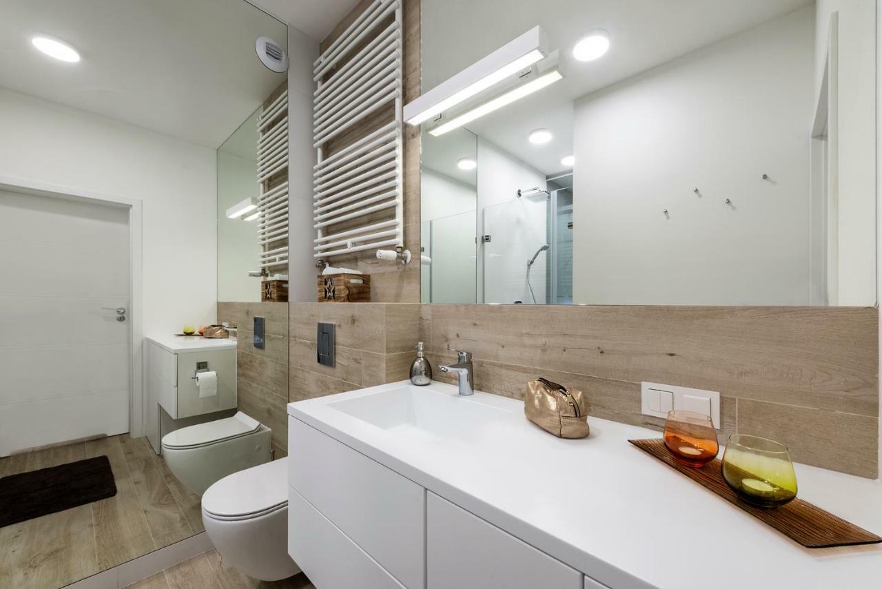 Apartament Luxury Miedzyborska 8B ワルシャワ エクステリア 写真