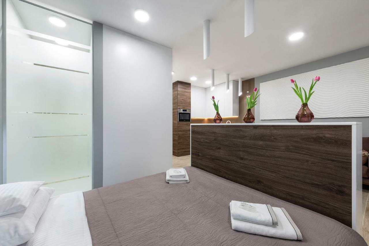 Apartament Luxury Miedzyborska 8B ワルシャワ エクステリア 写真