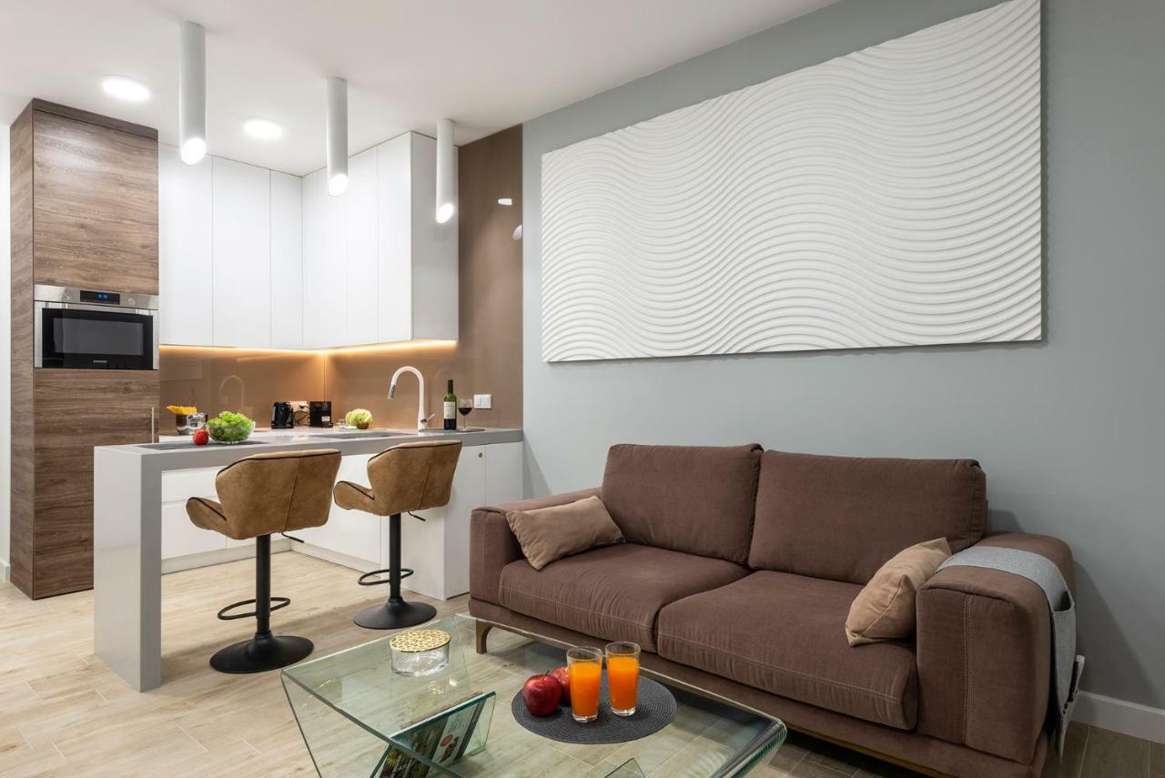 Apartament Luxury Miedzyborska 8B ワルシャワ エクステリア 写真